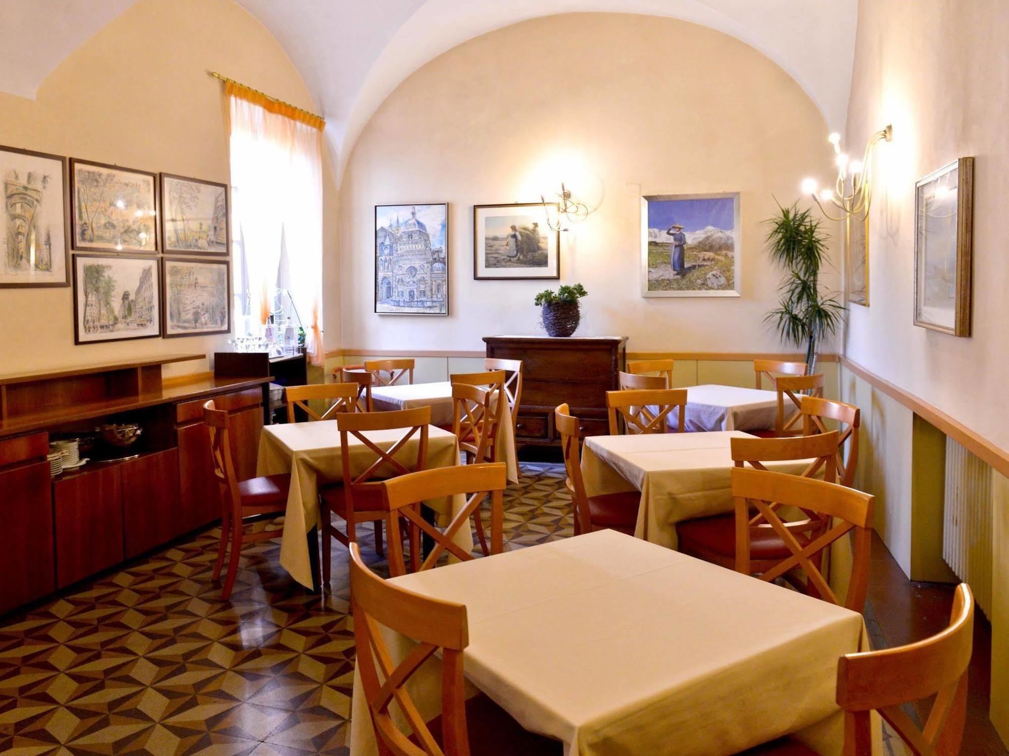 Albergo Della Torre Dal 1891 Trescore Balneario Εξωτερικό φωτογραφία